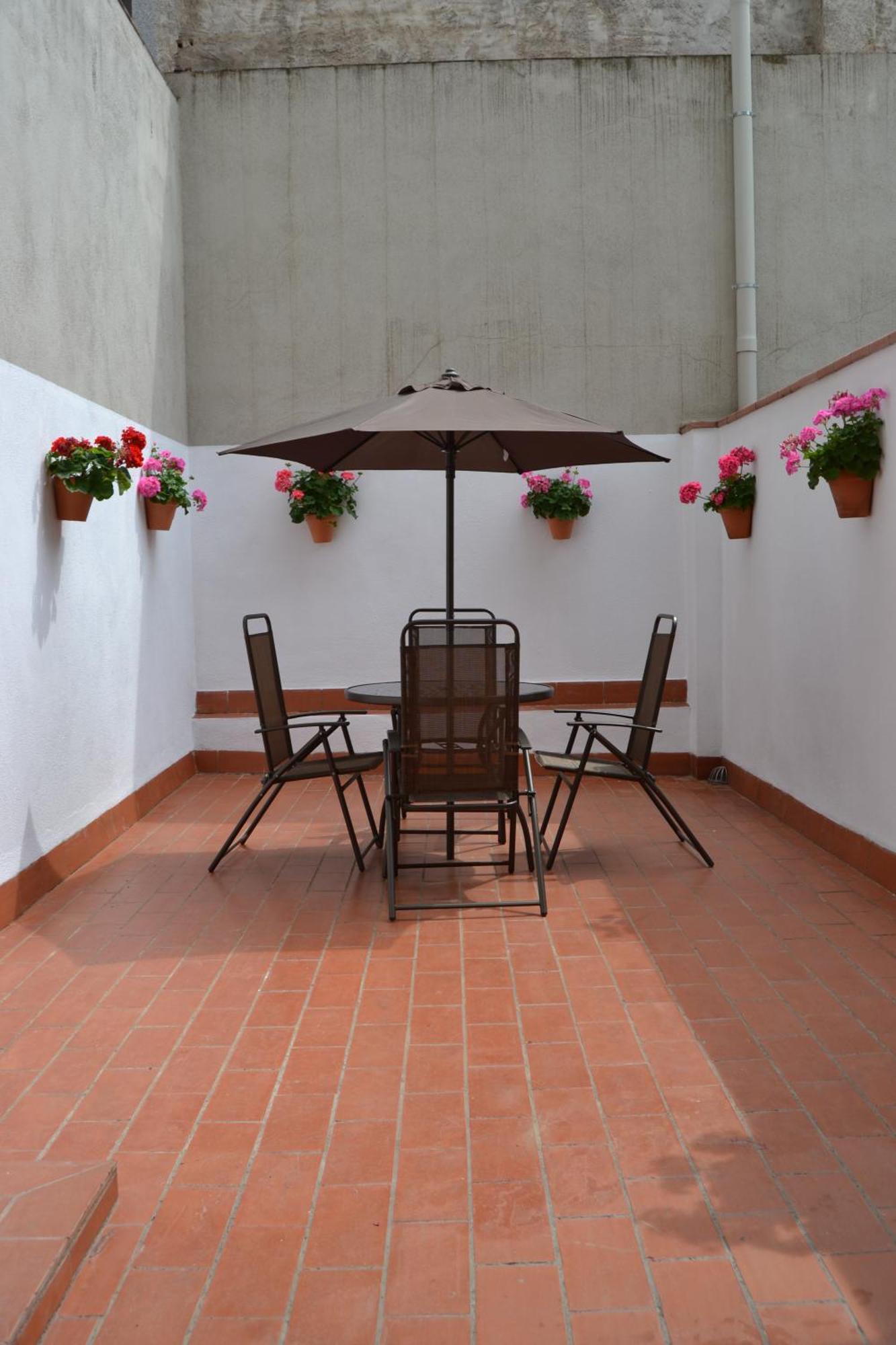 Apartments Figueres Figueres  Buitenkant foto